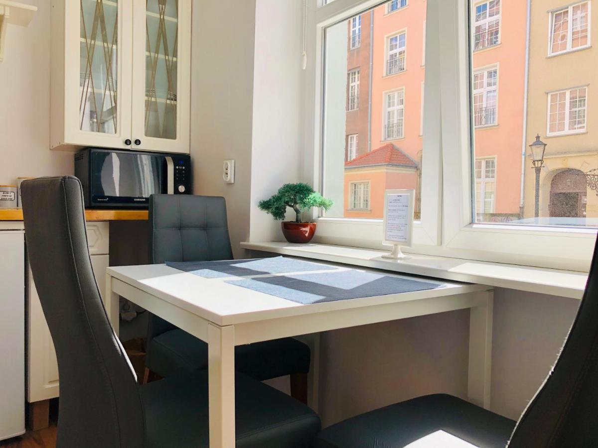 Piano Apartment W Sercu Starego Miasta 格但斯克 外观 照片