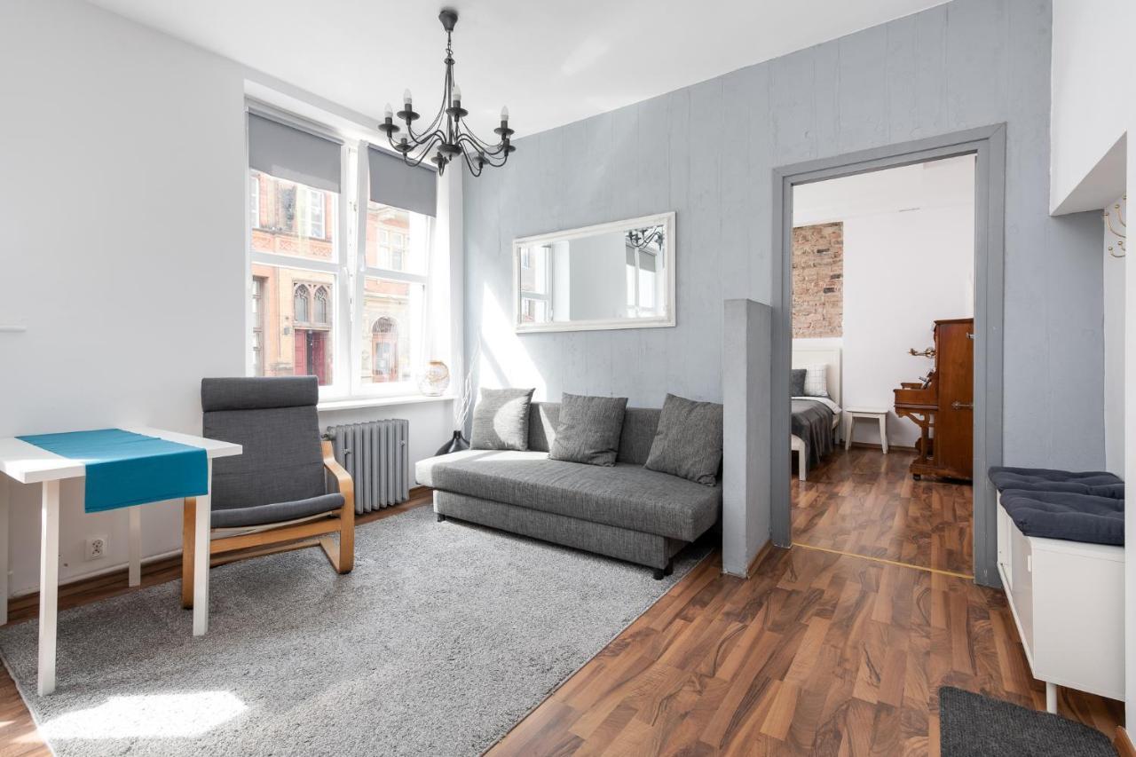 Piano Apartment W Sercu Starego Miasta 格但斯克 外观 照片